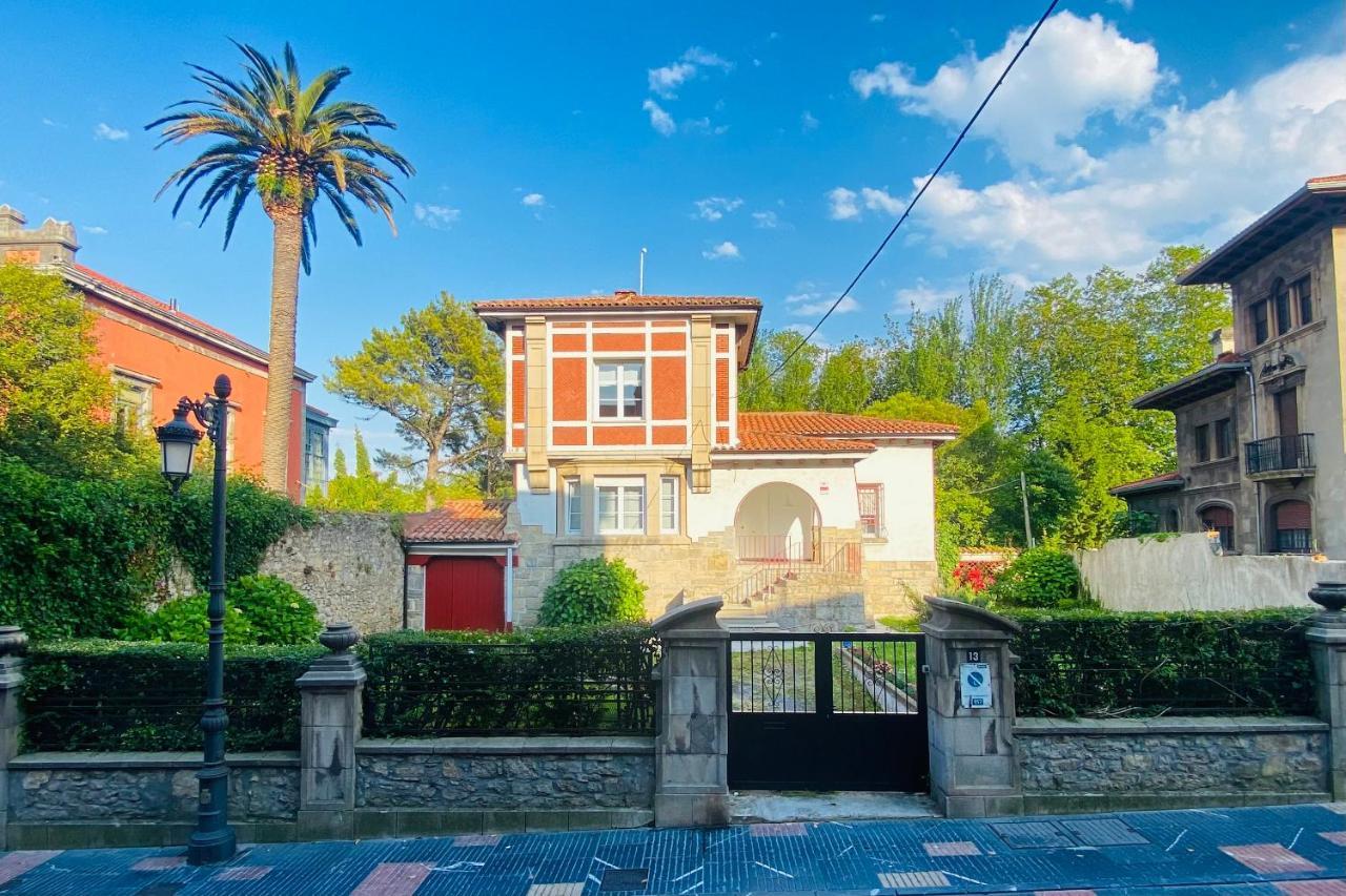 Casa Vacacional Galiana Villa Aviles Exterior photo